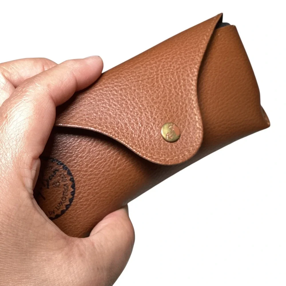 Ray-Ban Brown Pebble Grain Sunglasses Case Bundle of 2 Snap Closure Luxottica